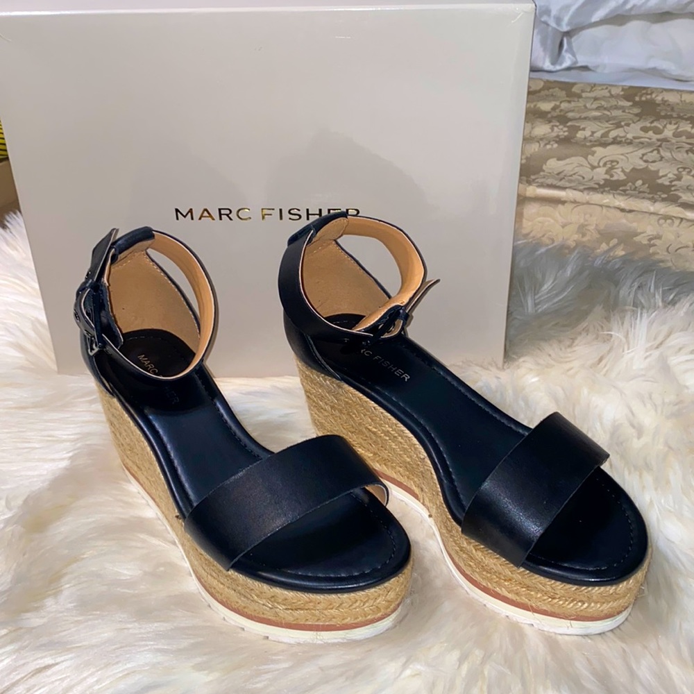 Marc Fisher Brand New Black Leather Wedges 8 Wide